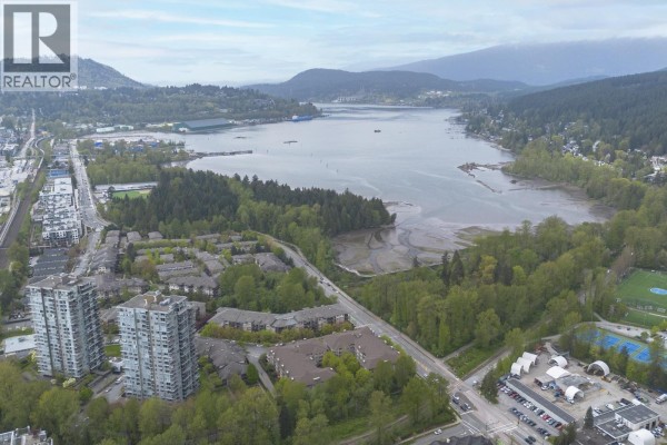 2009 305 Morrissey Road, Port Moody, BC V3H0M3 Photo 2