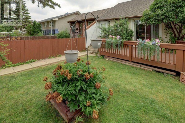 2009 41 Street Se, Calgary, AB, photo 2
