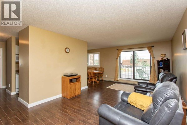 201, 49 Bennett Street, Red Deer, AB, photo 3
