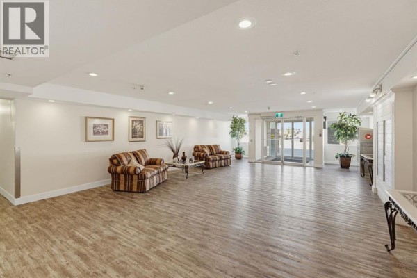 Foyer - 201, 60 Jacobs Close, Red Deer, AB T4P4A2 Photo 5