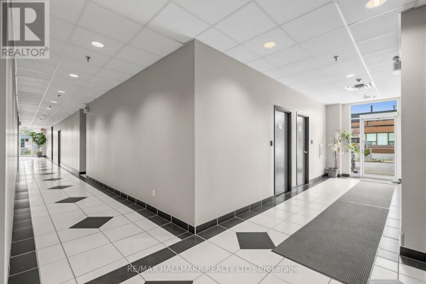 201 (divisible) - 30 Kern Road, Toronto, ON M3B1T1 Photo 4