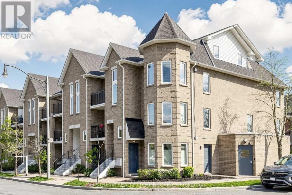 201 - 10 Brian Peck Crescent, Toronto, ON, photo 2