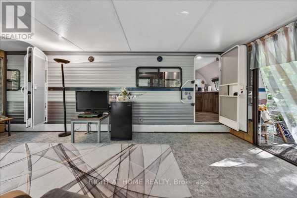 201 - 142571 35 Road, West Grey, ON N0G1C0 Photo 4