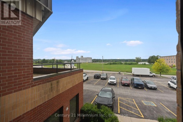 201 - 1717 2nd Avenue E, Owen Sound, ON N4K1Y9 Photo 5