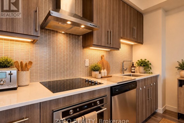 201 - 2093 Fairview Street, Burlington, ON L7R0B4 Photo 2