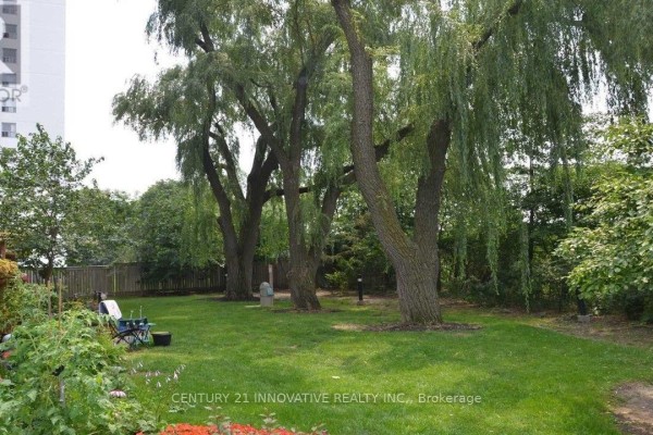 201 - 2464 Weston Road, Toronto, ON, photo 3