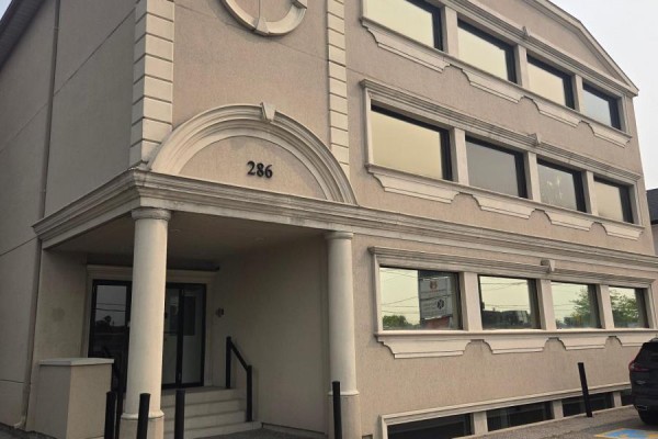 201 - 286 King Street W, Oshawa, ON, photo 2
