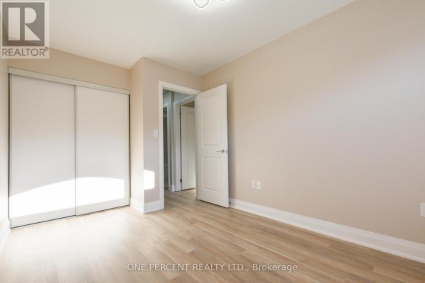 Kitchen - 201 - 320 John Street, Markham, ON L3T0B1 Photo 3