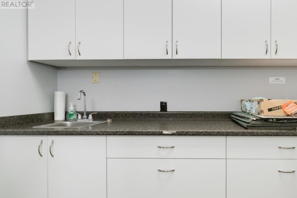 201 - 3420 Finch Avenue E, Toronto, ON M1W2R6 Photo 5