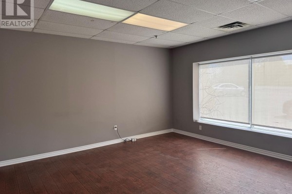 201 - 35 Terry Fox Drive, Kingston, ON K7M8N4 Photo 5
