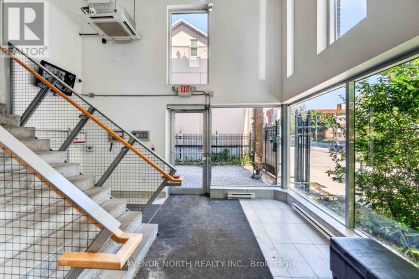 Kitchen - 201 - 360 Cumberland Street, Ottawa, ON K1N0B1 Photo 4