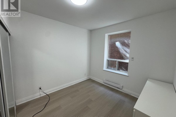 201 - 399 Dupont Street, Toronto, ON M5R1W3 Photo 5