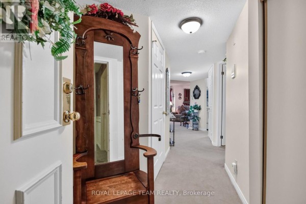 Family room - 201 - 40 Pearl Street, Smiths Falls, ON K7A5B5 Photo 5