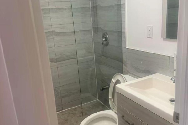 201 - 410 Spadina Avenue, Toronto, ON, photo 2