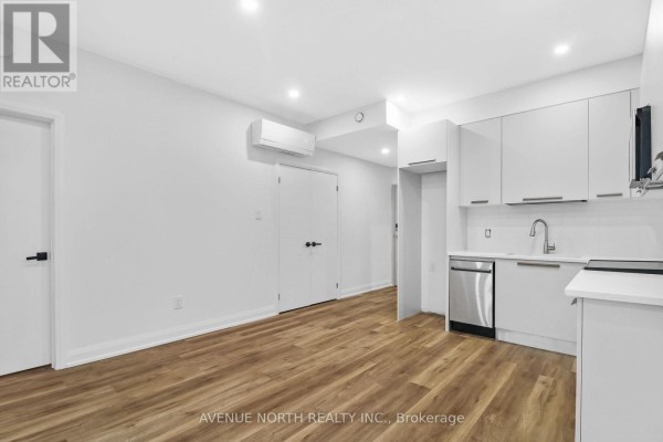 201 - 436 Athlone Avenue, Ottawa, ON K1Z5M7 Photo 4