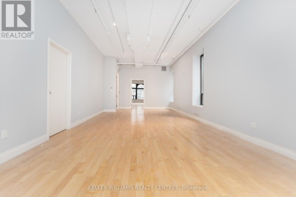 201 - 489 Queen Street W, Toronto, ON M5V2B4 Photo 2