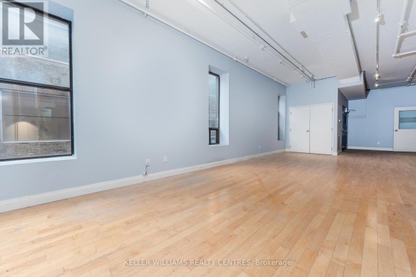 201 - 489 Queen Street W, Toronto, ON M5V2B4 Photo 3