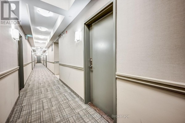 Bathroom - 201 - 50 Sky Harbour Drive, Brampton, ON L6Y6B8 Photo 5
