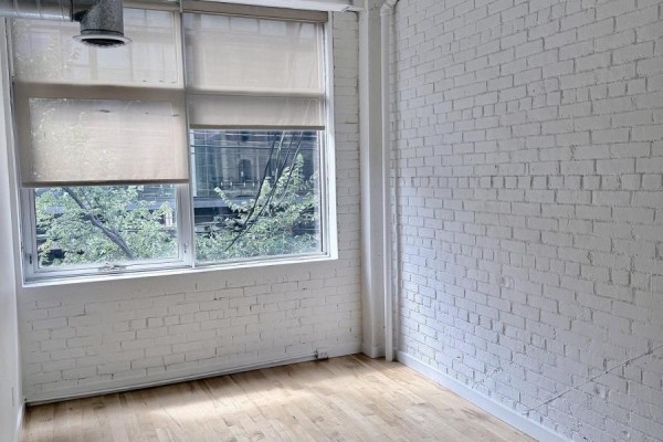 201 - 626 King Street W, Toronto, ON M5V1M5 Photo 3