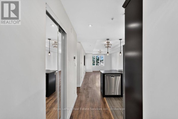 Primary Bedroom - 201 - 70 Stewart Street, Oakville, ON L6K1X5 Photo 4