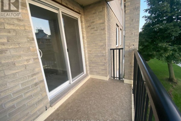 201 - 737 Deveron Crescent, London South, ON N5Z4X9 Photo 2