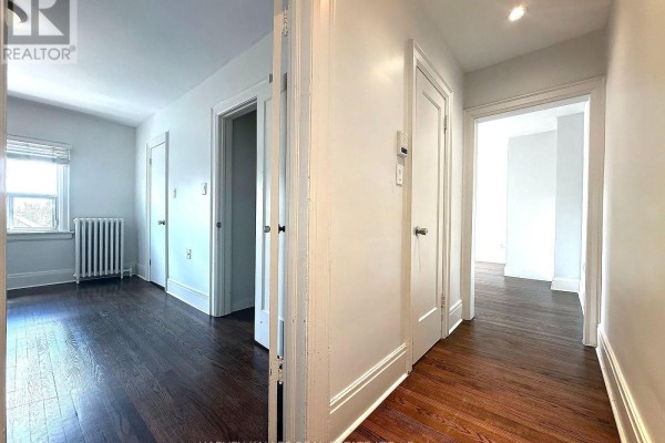 Kitchen - 201 - 858 Davenport Road, Toronto, ON M6G2B6 Photo 3