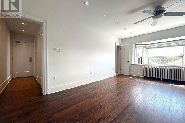 Bedroom - 201 - 858 Davenport Road, Toronto, ON M6G2B6 Photo 4