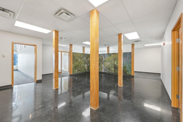 201 & 203,, 2920 Calgary Trail, Edmonton, AB T6J3B2 Photo 2