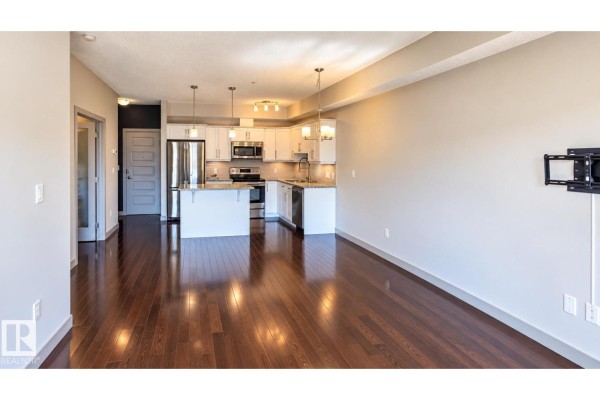 Kitchen - #201 10530 56 Av Nw, Edmonton, AB T6H0X7 Photo 3