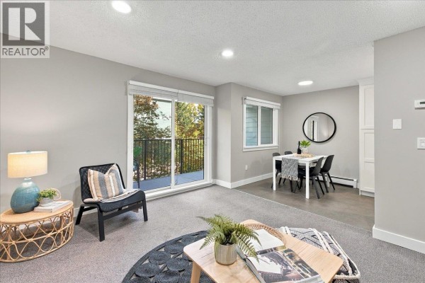 201 1365 E 7 Avenue, Vancouver, BC V5N1R6 Photo 4