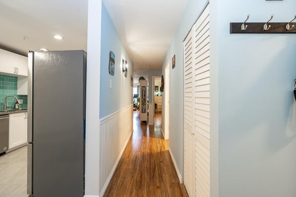 201 1440 George Street, White Rock, BC V4B4A3 Photo 2