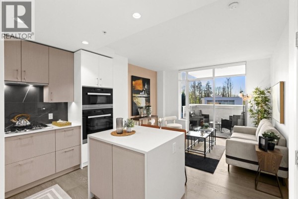 201 1675 Lions Gate Lane, North Vancouver, BC V7P3B4 Photo 2