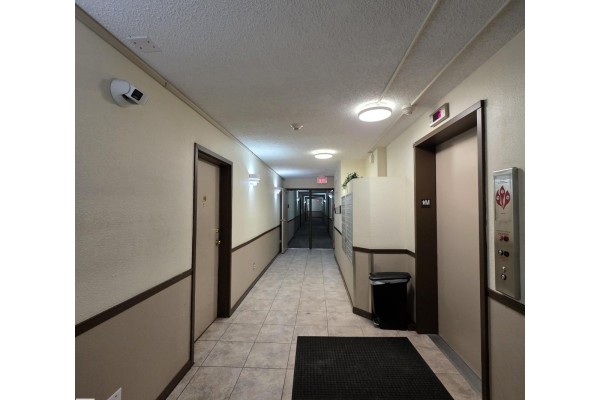 Bedroom 2 - #201 17467 98a Av Nw, Edmonton, AB T5T6E9 Photo 5