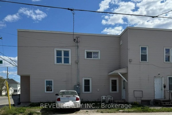 201-203 Balsam Street S, Timmins, ON P4N2E3 Photo 4