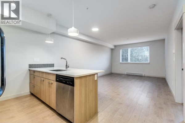 201 2214 Kelly Avenue, Port Coquitlam, BC V3C0E5 Photo 4