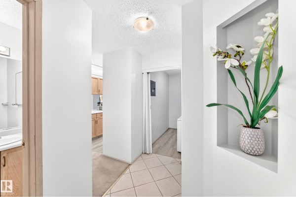 Bedroom 2 - #201 4220 139 Av Nw, Edmonton, AB T5Y2Y2 Photo 5