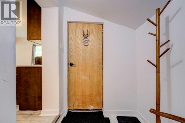 Dining room - 201 5 Street, Cowley, AB T0K0P0 Photo 3