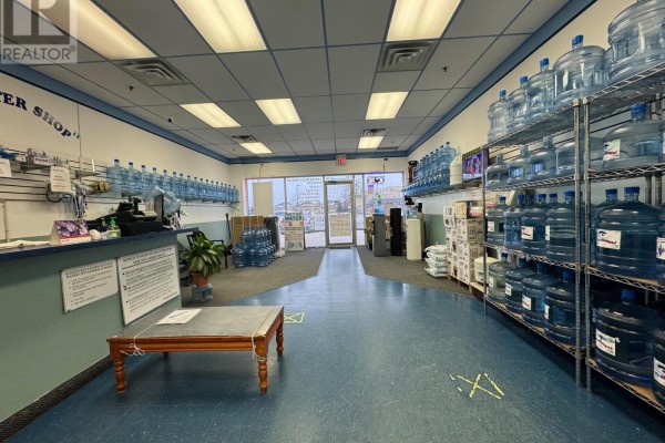 201 719 Central Parkway, Mississauga, ON L5B4L1 Photo 3