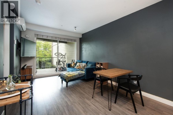 201 719 W 3rd Street, North Vancouver, BC V7M0E7 Photo 5