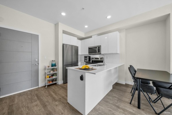 Dining room - 201 9450 Robson Street, Chilliwack Proper West, Chilliwack, BC V2P0L7 Photo 5
