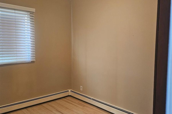 Bedroom - 201 A 8th Street E, Saskatoon, SK S7H5L4 Photo 3