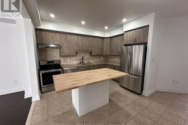Bedroom 2 - 201 Alva Street, Barrie, ON L4N3V3 Photo 5