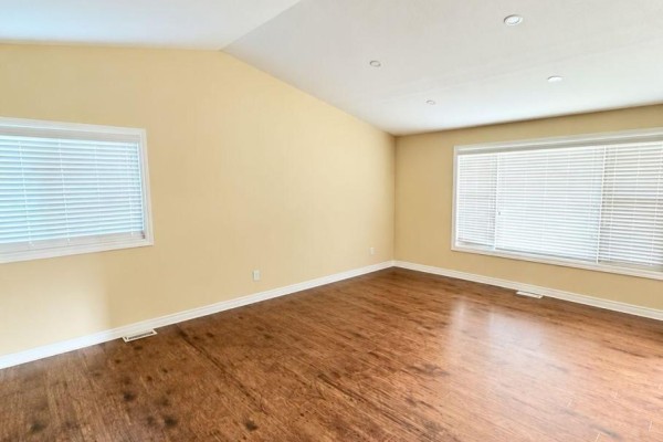 Bedroom - 201 Biltmore Drive, South Huron, ON N0M1T0 Photo 5