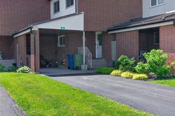 4pc Bathroom - 201 Concession 3 Unit# 4, Harrow, ON N0R1G0 Photo 3