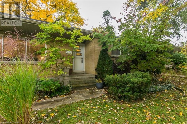 Recreation room - 201 Dawson Street, Waterloo, ON N2L1S3 Photo 4