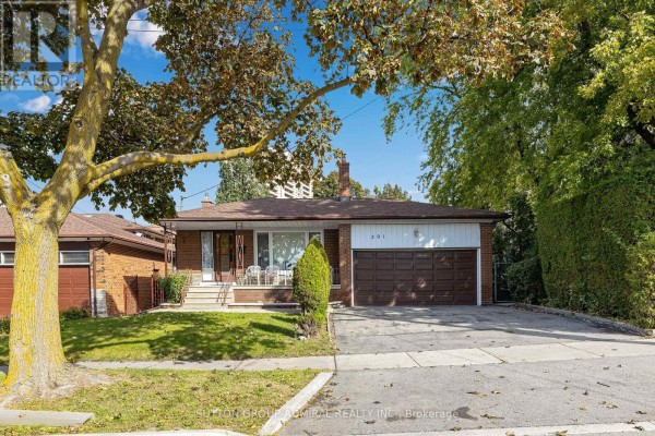 Kitchen - 201 Derrydown Road, Toronto, ON M3J1S2 Photo 3