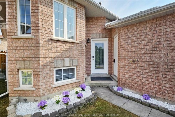 201 Hanmer Street East, Barrie, ON, photo 3