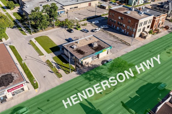 201 Henderson Highway, Winnipeg, MB R2L1L7 Photo 5