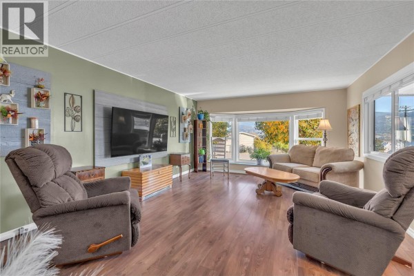 Laundry room - 201 Highway 97 Unit# 53, Penticton, BC V2A6J7 Photo 3