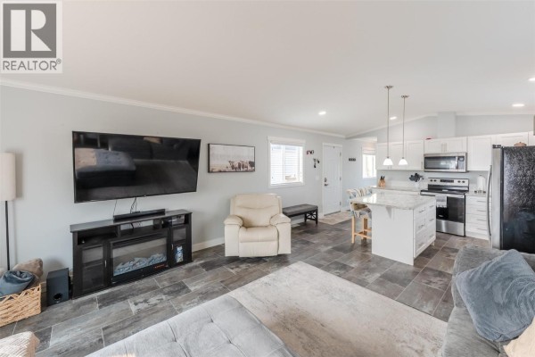 Primary Bedroom - 201 Highway 97 Unit# 82, Penticton, BC V2A0E4 Photo 5